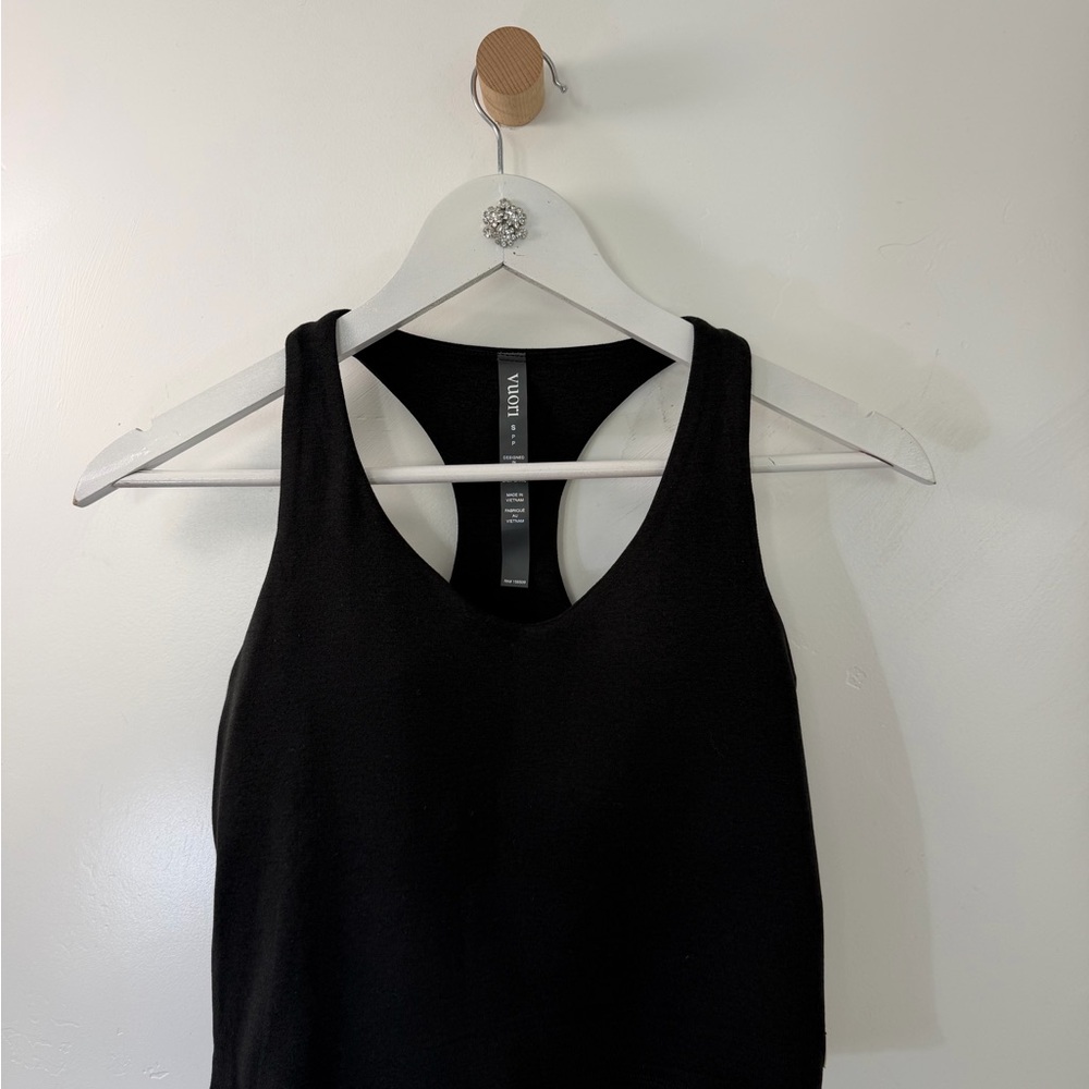 Vuori Halo Performance Top